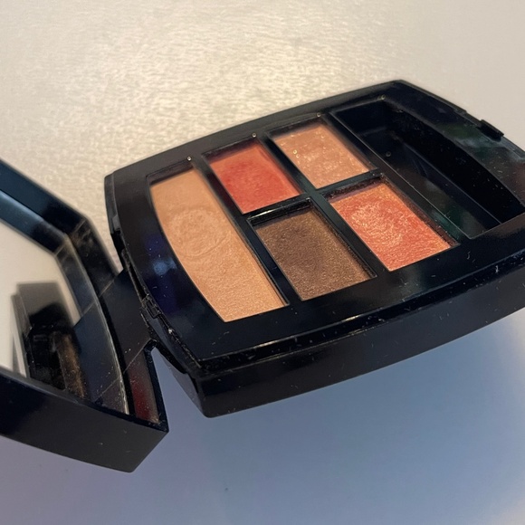 CHANEL LES BEIGES PALETTE HEALTHY GLOW NATURAL EYESHADOW in warm - Picture 4 of 8